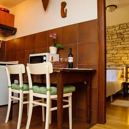 Apartamento Little App - Magical Surrounding Sveti Petar u Sumi