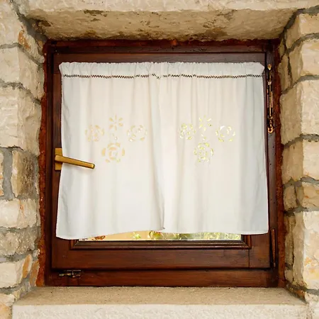 Apartamento Little App - Magical Surrounding Sveti Petar u Sumi