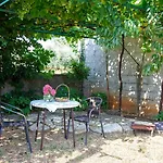 Little App - Magical Surrounding Apartament